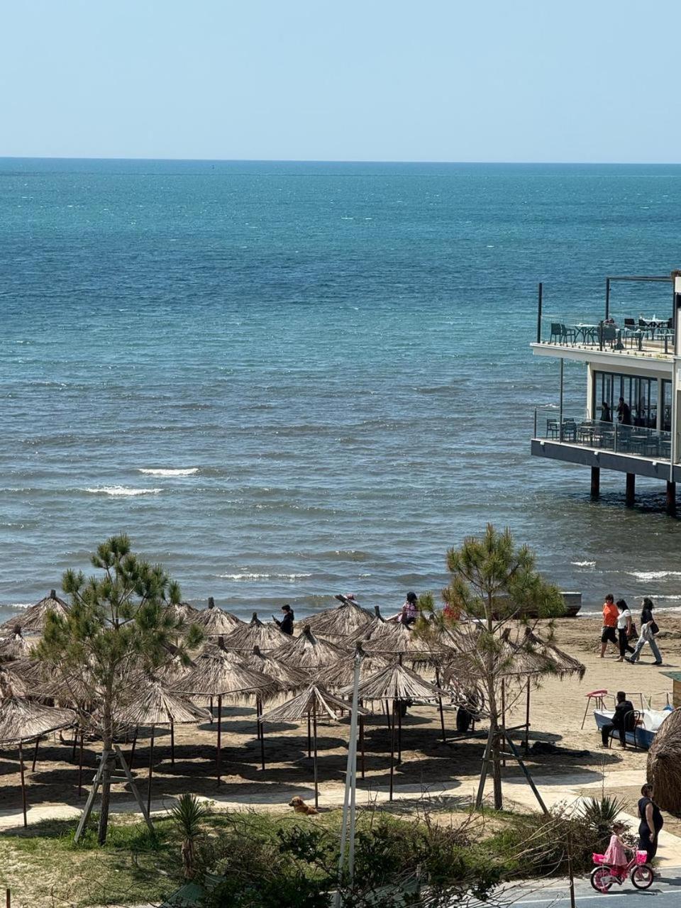 Apartments Next To The Beach In Durres Exterior photo